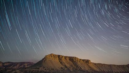 B体育官网_传奇与新星：如何在球队中找到平衡