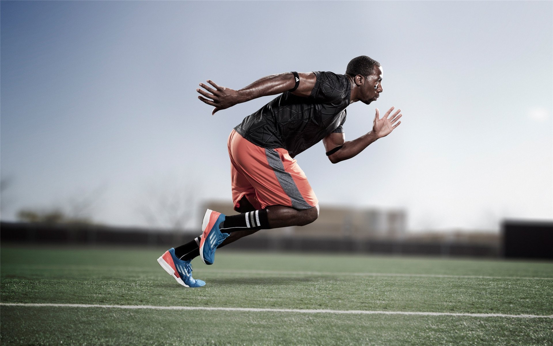 国家队战术演练注重多元化进攻提升比赛适应能力